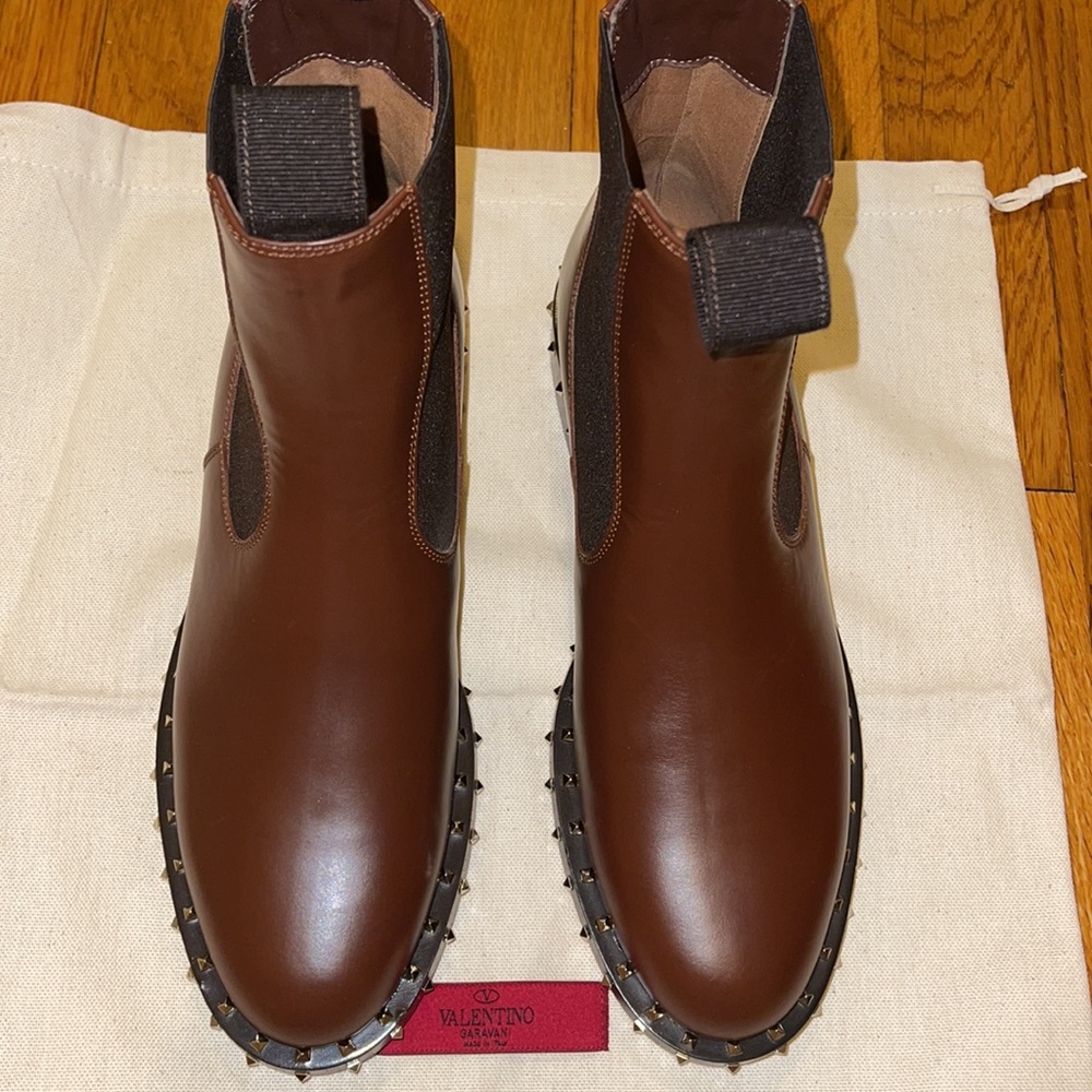 VALENTINO GARAVANI Rockstud beatle Chelsea boots - Picture 2 of 6